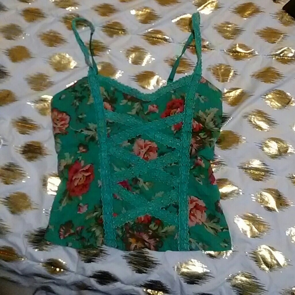 Cute crop top